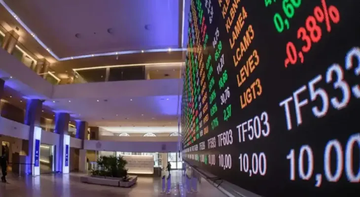 Bolsa cai para menor nível em três meses com tarifaço dos EUA