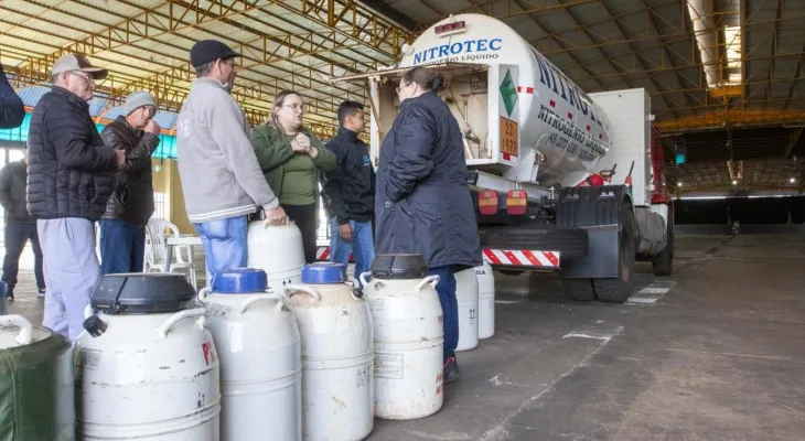 Toledo celebra Dia do Agricultor com atividade dedicada a produtores de leite