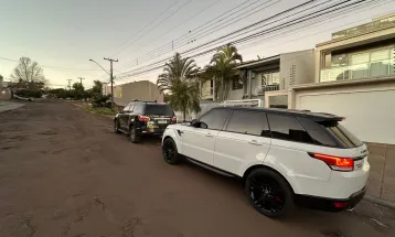 Polícia Federal deflagra operação contra o tráfico de drogas e lavagem de dinheiro