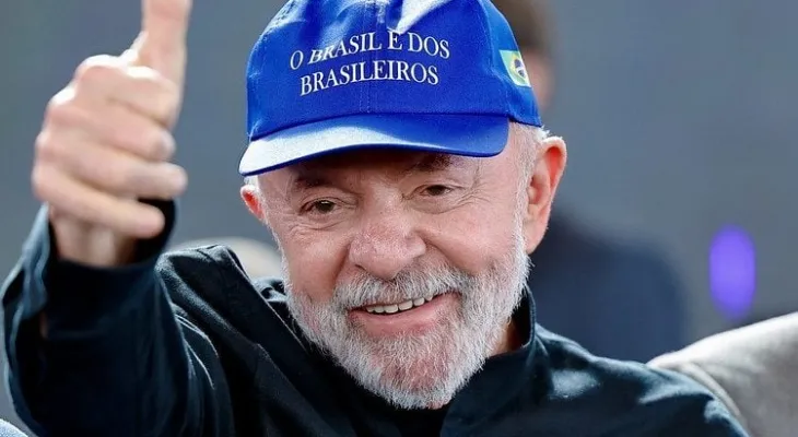 Aprovação de Lula cresce e ultrapassa rejeição após embate com Trump