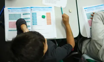 Vagas na área de educação fazem o desemprego ser o menor já registrado