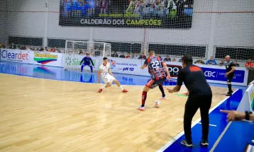 Em jogo eletrizante, Cascavel e Campo Mourão empatam na LNF