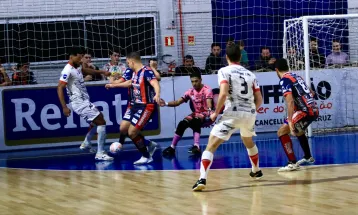 Cascavel Futsal fica perto da vaga para as oitavas da Liga Nacional