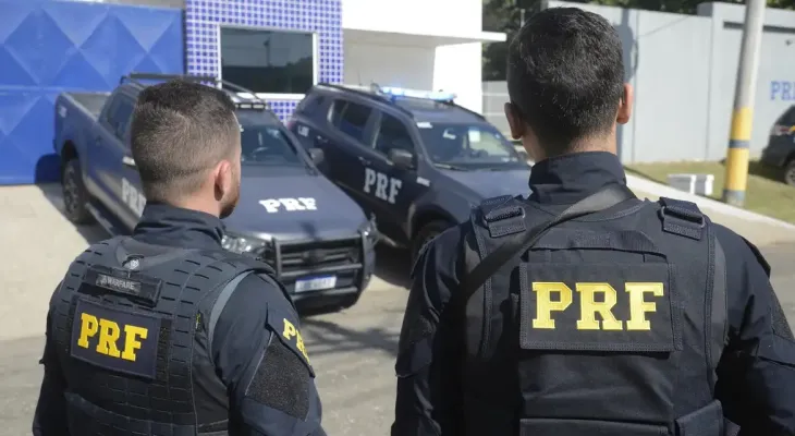 PRF apreende fuzis que estavam sendo levados do Rio para Porto Seguro