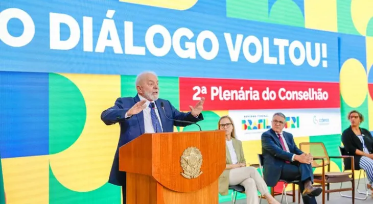 Lula afirma que soberania nacional está acima de partidos e tendências políticas