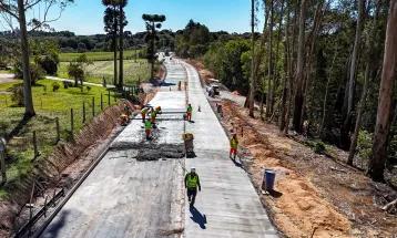 Pavimentação entre Mandirituba e São José dos Pinhais chega a 25% de conclusão