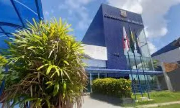 Após tarifaço, vereadores de Belém declaram Donald Trump 'persona non grata'