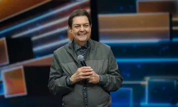 Faustão é internado em São Paulo e filho cancela evento no SBT