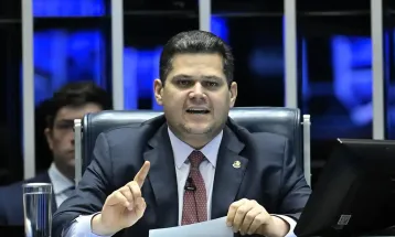 Alcolumbre rejeita recurso e confirma quebra de sigilo de Lulinha na CPMI do INSS