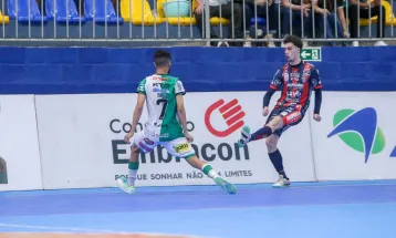 Cascavel Futsal encara o Pato Futsal em grande clássico pela Liga Nacional