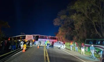 Colisão frontal na BR-277 em Céu Azul deixa duas pessoas mortas