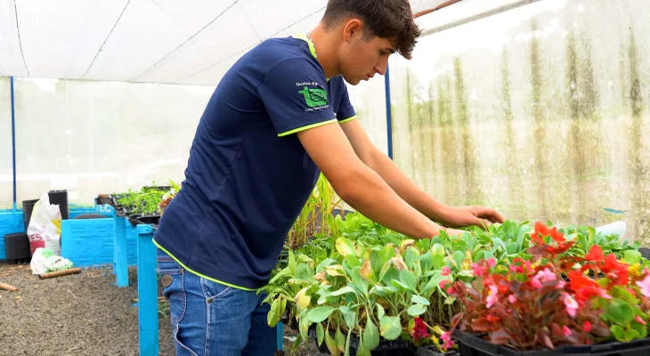 Ganhando o Mundo Agrícola: 50 alunos do Paraná contam os dias para o embarque aos EUA