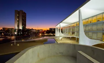 Sancionada isenção do IR para quem recebe até dois salários mínimos