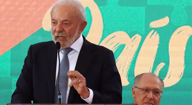 Governo anuncia R$ 30 bi em crédito para setores afetados por tarifaço