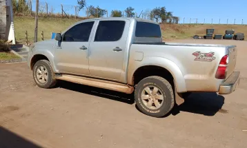 Polícia Civil recupera caminhonete Hilux furtada em abril