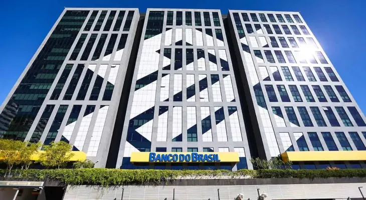 BB tem lucro de R$ 11,2 bi no primeiro semestre, queda de 40,7%
