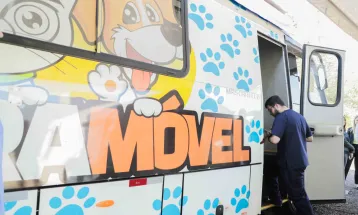 Castramóvel abre cadastramento para cirurgias gratuitas de cães e gatos no Cras Riviera na próxima terça-feira (19)