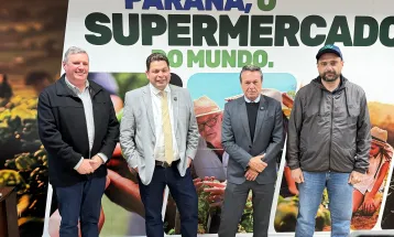 Mais investimentos: Corbélia garante máquinas para reforçar infraestrutura rural com investimento de R$ 3,7 milhões