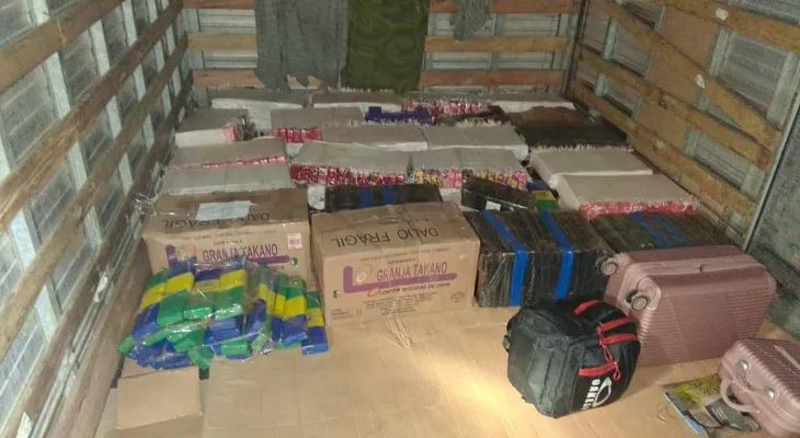 PRF apreende mais de 770 quilos de maconha em caminhão na BR-277 em Cascavel