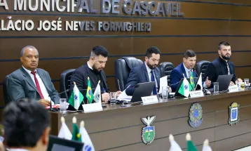 Auxílio-alimentação para servidores da Câmara de Cascavel provoca debates