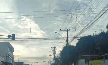 Ventos fortes e calor marcam a terça-feira em Cascavel