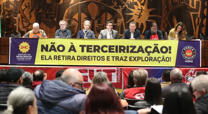 Oposição apresenta encaminhamentos da audiência pública contra a terceirização
