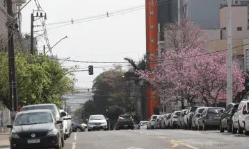 Com obra de recape asfáltico, novo binário das ruas JK com a Flamboyant vai transformar o trânsito na região oeste de Cascavel