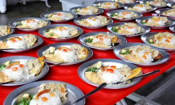 Governo vai comprar perecíveis que iriam para EUA, diz ministro