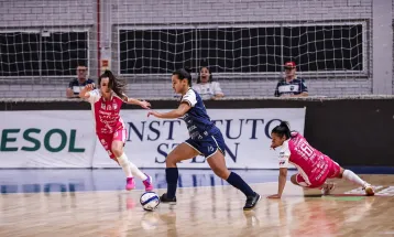 Stein Cascavel enfrenta o Londrina pelo Estadual