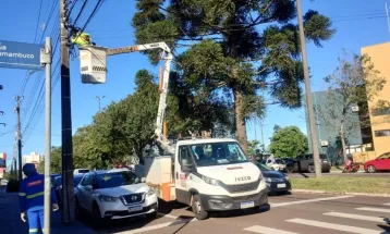 Copel programa desligamento de energia em três bairros de Curitiba na tarde desta segunda-feira