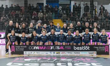 Stein Cascavel encara o argentino Pinocho pela Copa Mundo de Futsal Feminino