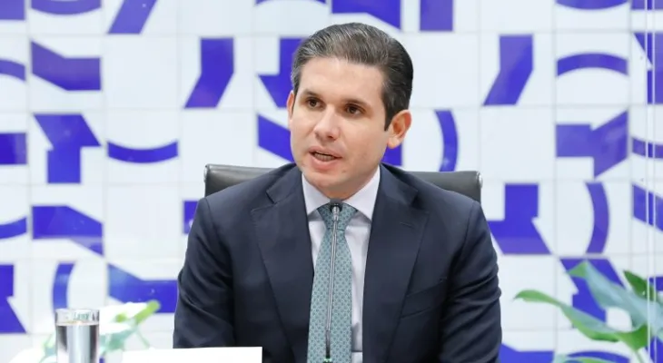 Motta defende PEC da blindagem e nega retaliação do STF