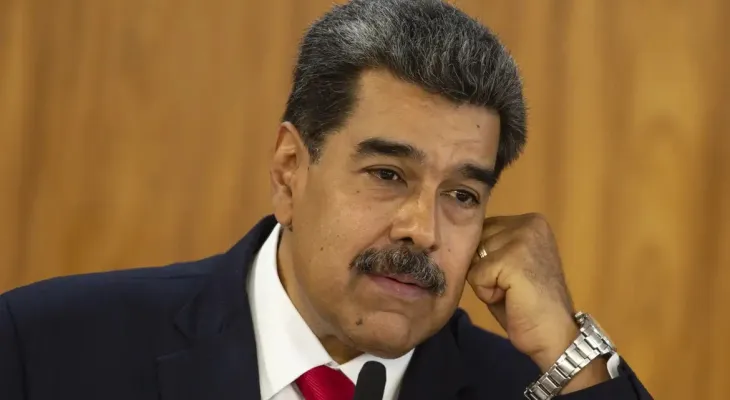 EUA ampliam presença militar na costa da Venezuela em meio a tensões com Maduro