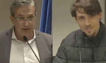 Filho 04 de Bolsonaro é chamado de Tiririca por presidente da Câmara de Vereadores de Balneário Camboriú