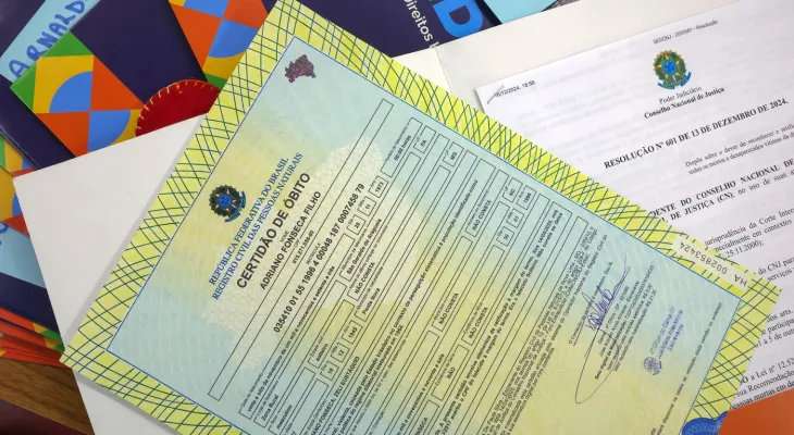 Famílias de 63 vítimas da ditadura recebem atestado de óbito corrigido