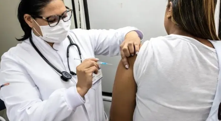 Centros de pesquisa recrutam voluntários para ensaio clínico da vacina contra gripe aviária do Butantan