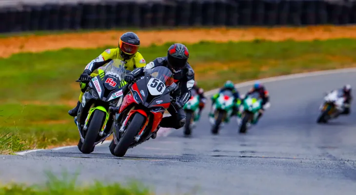 Moto1000GP movimenta a pista do Autódromo Zilmar Beux, em Cascavel