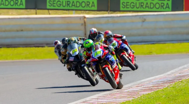 Prova deste sábado da GP1000 teve vitória de Eric Granado no MOTO1000GP em Cascavel
