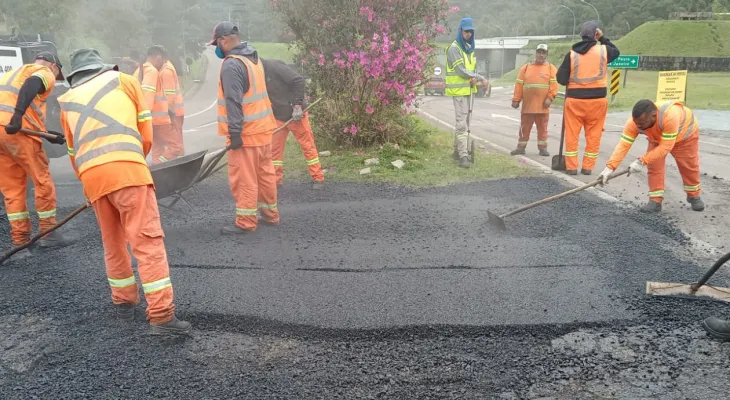 Estrada da Graciosa começa a receber conservação do pavimento asfáltico