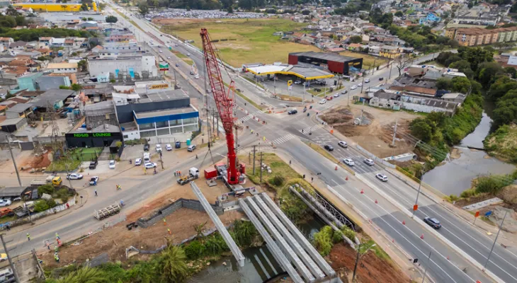 Pontes paralelas ao novo viaduto Curitiba-Pinhais começam a ganhar forma