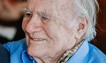 Morre Mino Carta, fundador das revistas Veja e Carta Capital