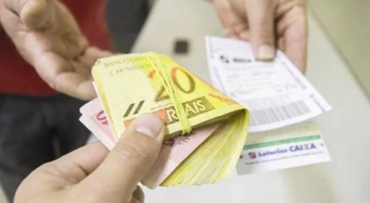 Polícia prende três pessoas por estelionato contra idosa que perdeu R$ 100 mil