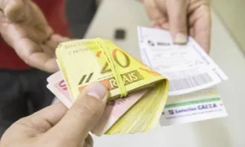 Polícia prende três pessoas por estelionato contra idosa que perdeu R$ 100 mil