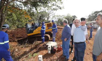 Prefeito Renato Silva determina instalação de lago no Ecopark Floresta