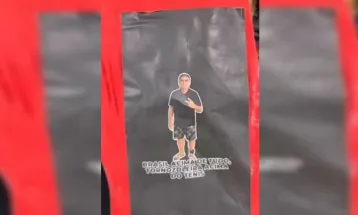 PM prende casal por tráfico de drogas em Anápolis; tablete trazia imagem de Bolsonaro