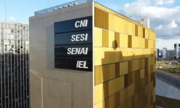 Indústria propõe criação de imposto de 15% sobre apostas online para financiar saúde e educação