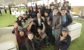 Alunos da Rede Municipal de Ensino realizam visita ao Autódromo e vivem um dia de corrida da Stock Car