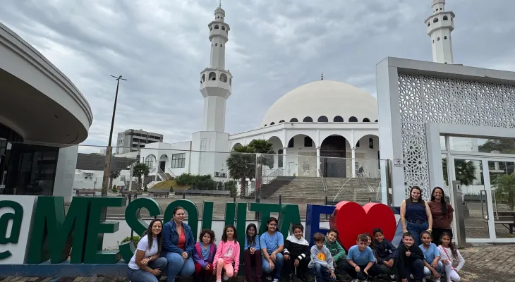 Corbélia realiza primeira viagem do Programa Paraná + Viagem com alunos da rede municipal
