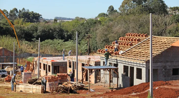 Sonho da casa própria: Aproximadamente 1,3 mil famílias serão contempladas em Cascavel