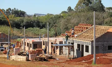 Sonho da casa própria: Aproximadamente 1,3 mil famílias serão contempladas em Cascavel